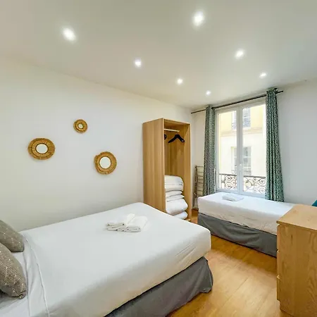 Apartment Urban Flat 17 - Pretty 3 Bdr Flat In Montorgueil Paris